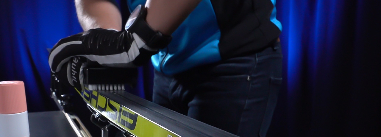 Voiteet ja tarvikkeet