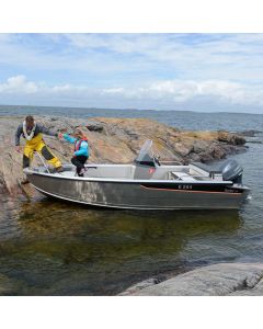 Buster M1 + Yamaha F40