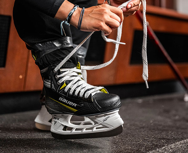 Bauer Vapor X4
