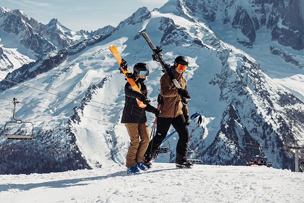 Kaikki loput talven toppavaatteet väh. -50% ovh.