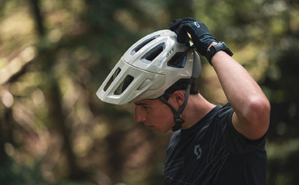 Py&ouml;r&auml;ilykyp&auml;r&auml; Scott