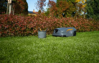 T&auml;ysin autonominen toiminta